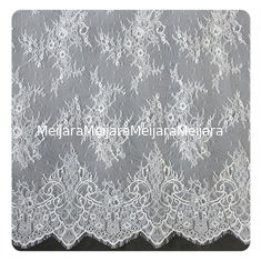 Chine Tissu de teinture écologique, dentelle en nylon nuptiale de Flora Chantilly avec le matériel en nylon fournisseur