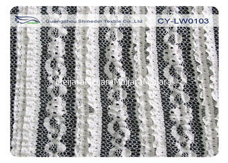 Chine Tissu écologique de dentelle de bout droit de coton pour la robe, vêtement CY-LW0103 Rétrécissement-Résistant fournisseur