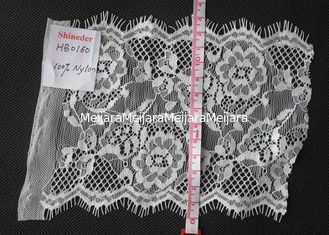 Chine Équilibre de dentelle de cil de nylon de 100% avec la largeur de 13cm pour la robe CY-HB0160 fournisseur