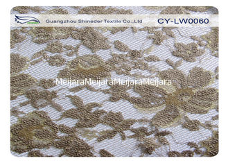 Chine Tissu brodé métallique de dentelle d'or soluble dans l'eau pour des robes de mariage fournisseur