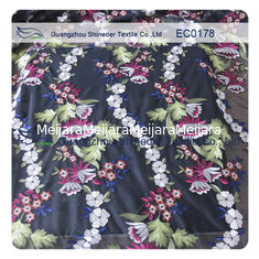 Chine Équilibre floral multicolore de dentelle de coton de tissu de dentelle de côte pour la robe de mariage fournisseur