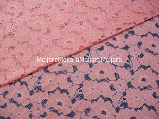 Chine Rétrécissement-Résistant élégant de dentelle de coton de robe de dames de rose floral en nylon de tissu  fournisseur
