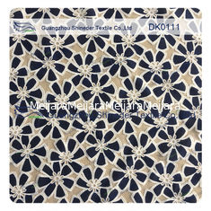 Chine Coton simple de style de modèle et poly utilisation grillée de tissu de dentelle pour le vêtement fournisseur