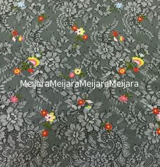 Chine La petite base florale sur le beau nylon bordé cranté floral a brodé le tissu de dentelle fournisseur