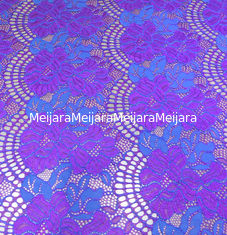 Chine tissu en nylon de dentelle de coton floral de largeur de 150CM pourpre/blanc/noir pour l'habillage de dames fournisseur