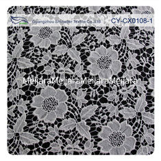 Chine Tissu chimique de dentelle de polyester, dentelle de broderie de fleur pour la robe nuptiale fournisseur
