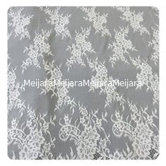 Chine Équilibre élastique de dentelle de beau cil en nylon blanc/équilibre décoratif de dentelle fournisseur