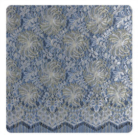 Tissu en nylon métallique de dentelle de Chantilly de couleur multi, équilibre de dentelle de cil pour la robe des femmes fournisseur