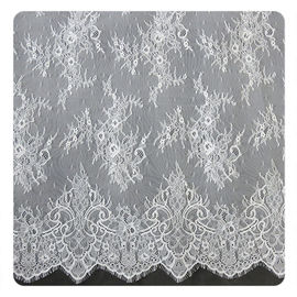 Tissu de teinture écologique, dentelle en nylon nuptiale de Flora Chantilly avec le matériel en nylon fournisseur