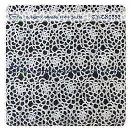 Tissu antique de dentelle de broderie de polyester de bout droit, fleur blanche fournisseur