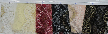 Tissu de dentelle d'oeillet de lingerie élastique, antistatique métalliques et multi colorés fournisseur