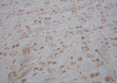 Tissu en nylon de dentelle de coton en ivoire pour des robes fournisseur
