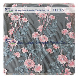 Tissu brodé de dentelle de polyester pour la haute couture chaude d'habillement d'été florale fournisseur