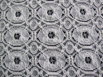 Tissu en nylon de dentelle de coton Rétrécissement-Résistant, tissu géométrique CY-LW0154 de fleur fournisseur