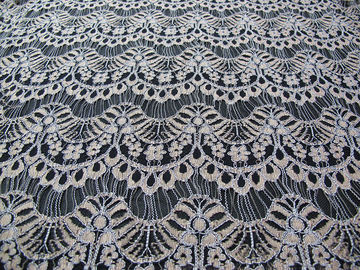 Guipure crantée attachée de noir de tissu de maille de dentelle pour la lingerie/soutien-gorge CY-DK0038 fournisseur