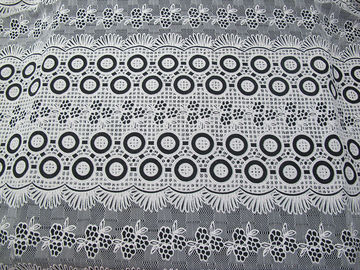 Dentelle de fleur de burn-out de tissu de dentelle de polyester de point colorée par coton pour des filles 'robe et des jupes (CY-DK0022) fournisseur