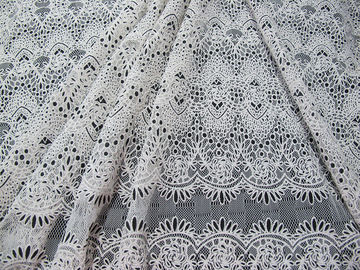 Tissu unique noir de dentelle de polyester de coton tricoté avec la dentelle de fleur de burn-out pour le vêtement de dames (CY-DK0020) fournisseur