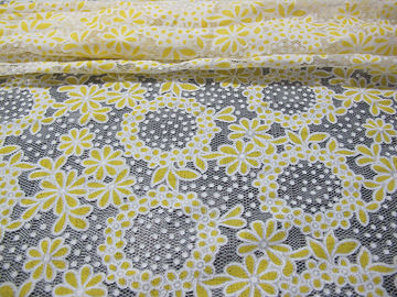 Tissu sur toute la surface de dentelle de fleur de burn-out de polyester coloré par cercle de coton pour des vêtements d'enfant fournisseur