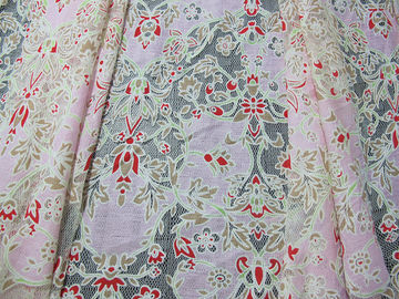 Coton floral unique de tissu de rideau en dentelle de polyester avec la teinture qui respecte l'environnement fournisseur