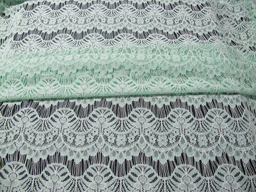 Rayonne en nylon de ébarbage crantée gentille de tissu de dentelle de coton pour la robe de mariage SYD-0011 fournisseur
