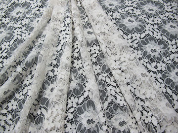 Blanc en nylon de tissu de dentelle de coton floral qui respecte l'environnement pour GV BV de lingerie SON fournisseur