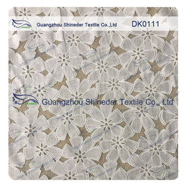 Coton simple de style de modèle et poly utilisation grillée de tissu de dentelle pour le vêtement fournisseur