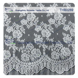 Les fleurs innombrables 3*1.5m classent le tissu de dentelle de Chantilly de nylon de 100% pour la robe de mariage fournisseur