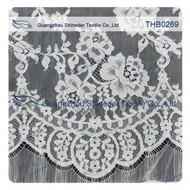Les fleurs innombrables 3*1.5m classent le tissu de dentelle de Chantilly de nylon de 100% pour la robe de mariage fournisseur