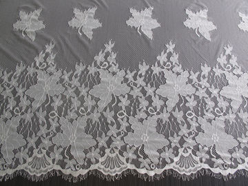 Tissu de dentelle de broderie d'équilibre de cil de coton pour le rideau et l'habillement fournisseur