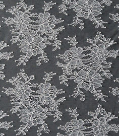 conception en nylon de fleur blanche de tissu de dentelle de largeur de 150cm pour la robe fournisseur