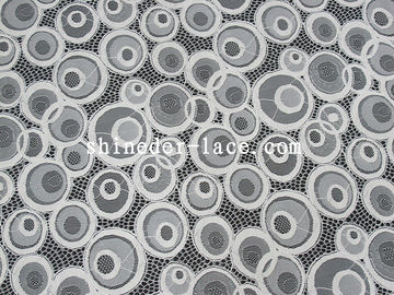 Bons peau de beau de conception de coton tissu en nylon rond de dentelle/respirable pour l'habillement SYD-0175 fournisseur
