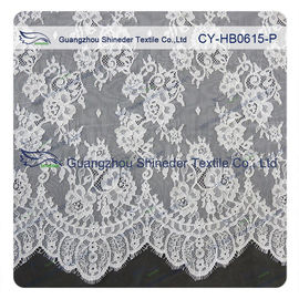 Équilibre de dentelle de cil de tissu de dentelle de Chantilly pour la robe, le blanc et le gris des femmes fournisseur