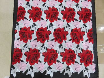 La couleur trois lourde a brodé le tissu de dentelle de crochet/tissu de couture fournisseur