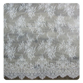 Les shorts en nylon brodés d'équilibre de dentelle de cil/ont brodé le tissu de dentelle fournisseur