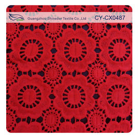 Tissu brodé floral de dentelle de bout droit rouge pour la robe et le dessus de femmes fournisseur