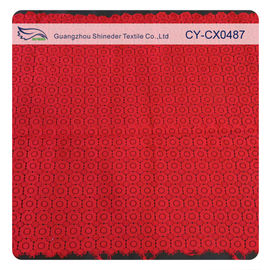 Tissu brodé floral de dentelle de bout droit rouge pour la robe et le dessus de femmes fournisseur