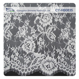 Dentelle suisse en nylon de Chantilly de la voile 100, tissu français adapté aux besoins du client de dentelle fournisseur
