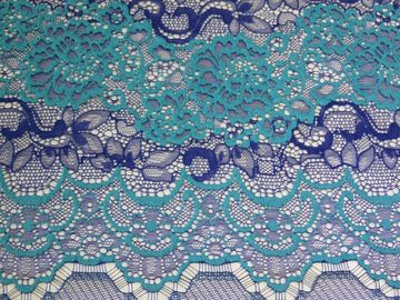 Tissu en nylon de dentelle de beau coton floral par la cour avec la teinture qui respecte l'environnement fournisseur