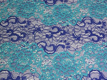 Tissu en nylon de dentelle de beau coton floral par la cour avec la teinture qui respecte l'environnement fournisseur